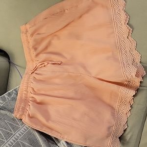 Lace trim shorts | Ebossy